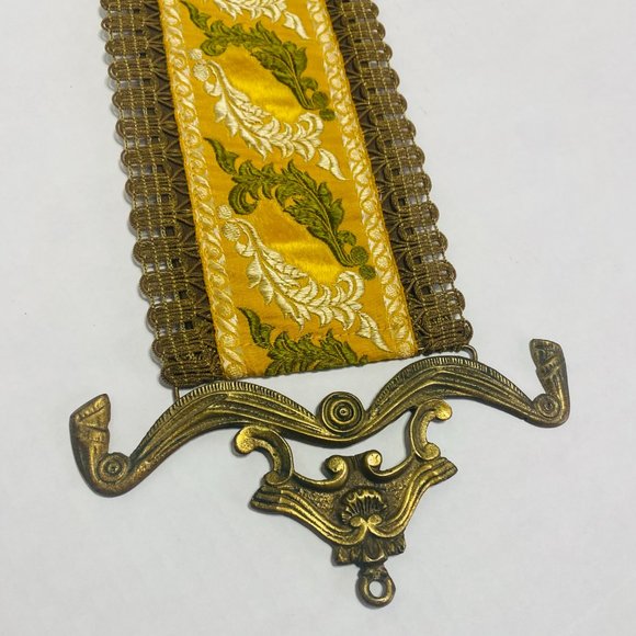 Antique Corona River Co. Art Deco Brass/Metal Hardware Hand Embroidered Tapestry - Picture 2 of 13